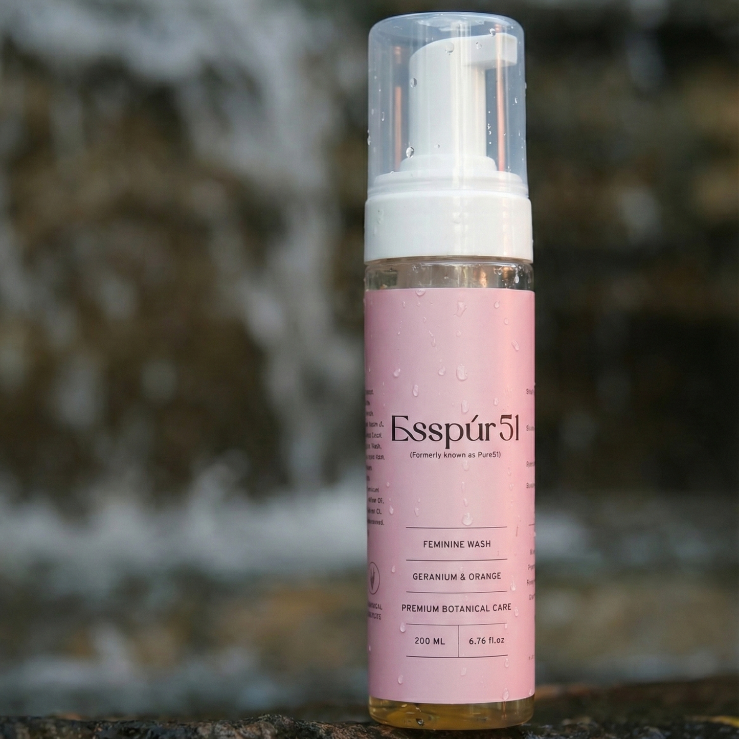 SET A - Feminine Wash X1 + FREE Travel Kit x1